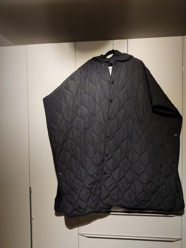 Cos poncho mit kapuze - poncho, schwarz